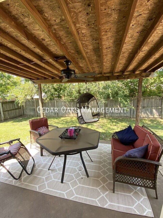 Foto del edificio - 1139 S Camellia Ln