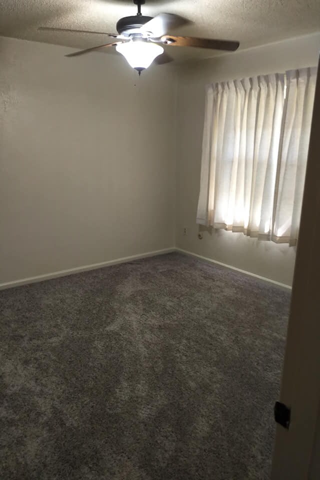Large Bedroom - 1508 E Beverly Dr
