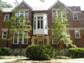 Building Photo - 7520 York Dr