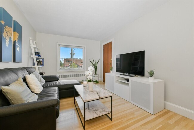 Foto del edificio - 4635 Washington St
