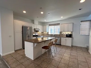 Foto del edificio - 6 Jenkins Dr