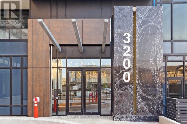 Building Photo - 3200 William Coltson Ave