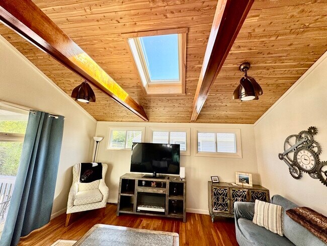 Foto del edificio - 99 Nantasket Ave