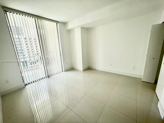 Foto del edificio - 1111 SW 1st Ave