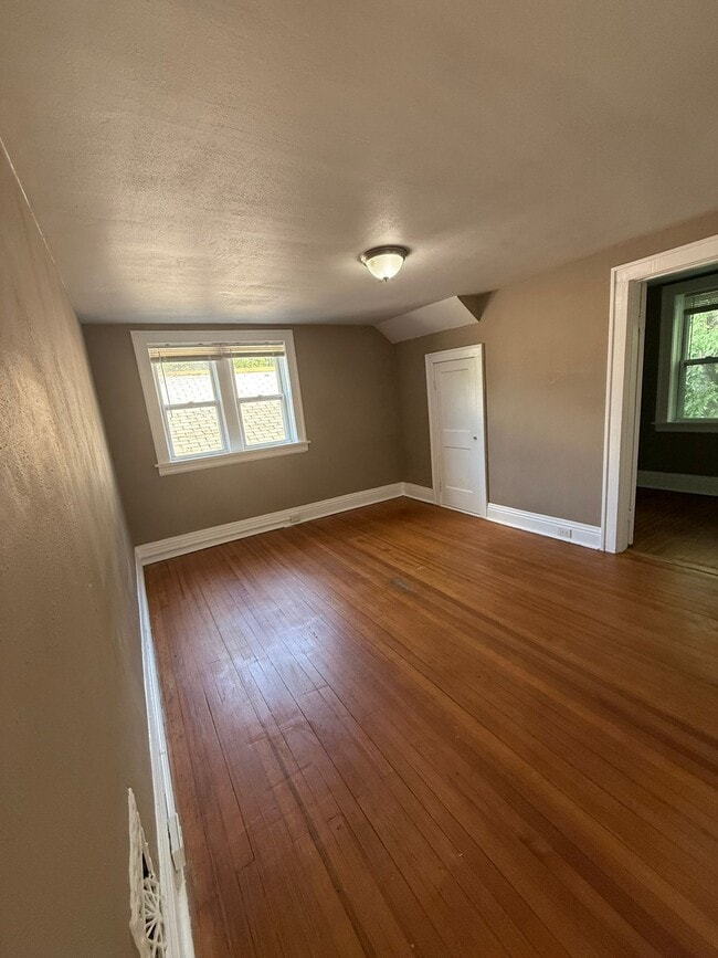 Building Photo - 7017 Idlewild Ave
