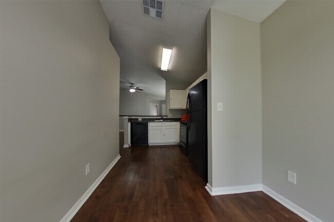 Foto del edificio - 3150 Kelling St