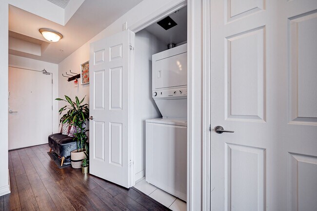 Photo du bâtiment - 15 James Finlay Way