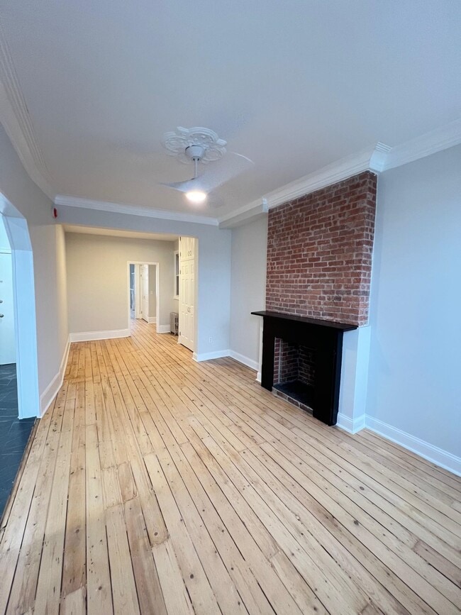 Building Photo - 343 Pavonia Ave