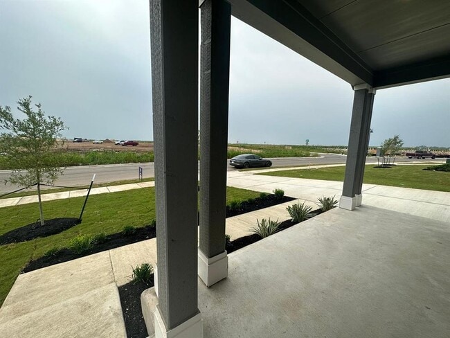 Building Photo - 205 Agua Azul Bnd