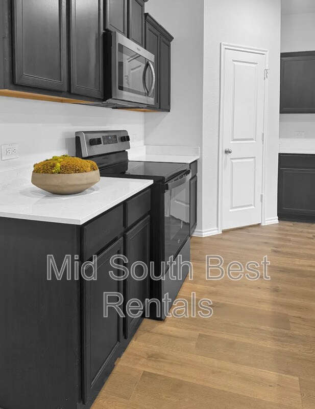 Foto del edificio - 115 Wind Cv Ln