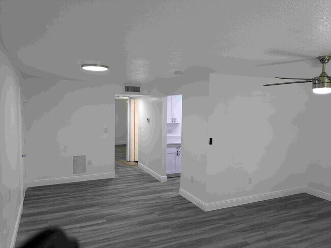 Foto del edificio - 4315 Aegean Dr