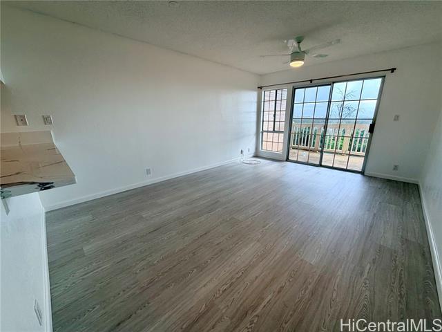 Building Photo - 94-098-98 Manawa Pl