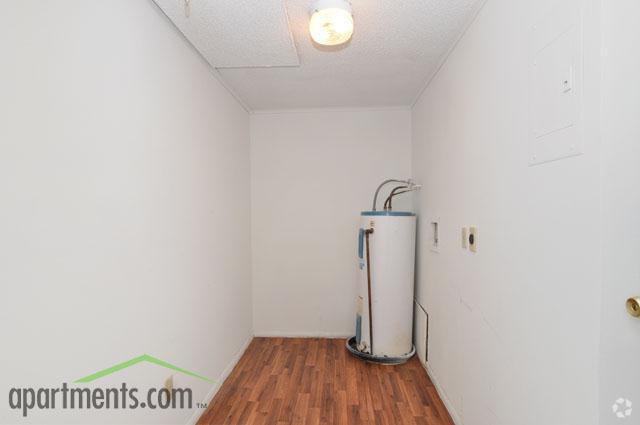 In-Unit Laundry - Pelican Pointe Apartments