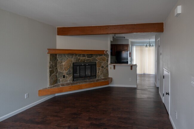 Building Photo - 8101 Briarwood St.
