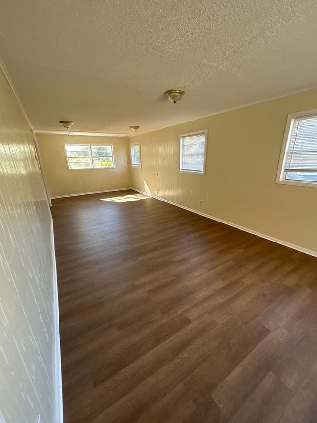 Foto del edificio - 3 Bedroom home