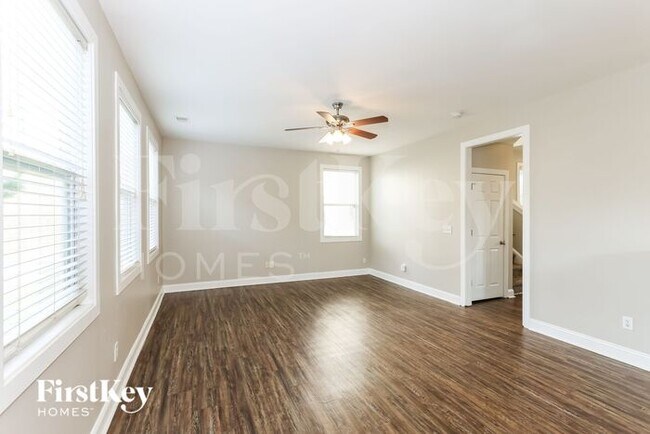 Foto del edificio - 108 Scrapbook Ln