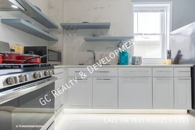 Foto del edificio - 3320 S Carpenter St