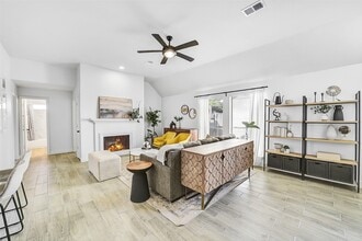 Building Photo - 12158 Bowsman Dr