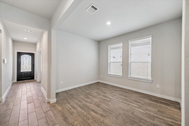 Foto del edificio - 2138 Reed Cave Ln