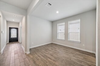 Building Photo - 2138 Reed Cave Ln