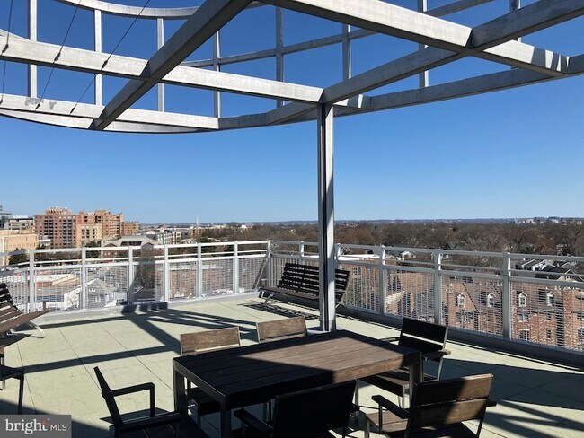 Building Photo - 3409 Wilson Blvd