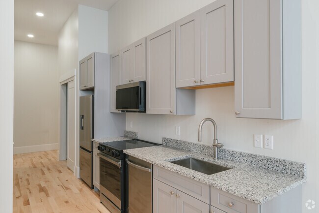 1 habitación, 1 baño - 700 pies cuadrados - Cocina - 130 Pearl