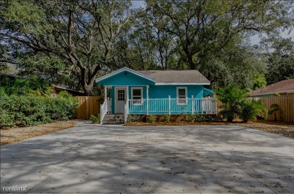 Primary Photo - 3 br, 2 bath Duplex - 3117 Huron Avenue A