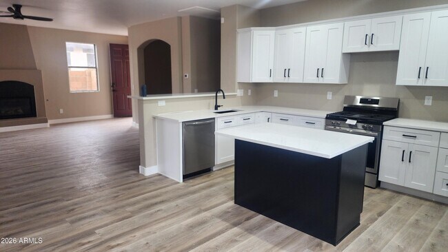 Building Photo - 14279 W Boca Raton Rd