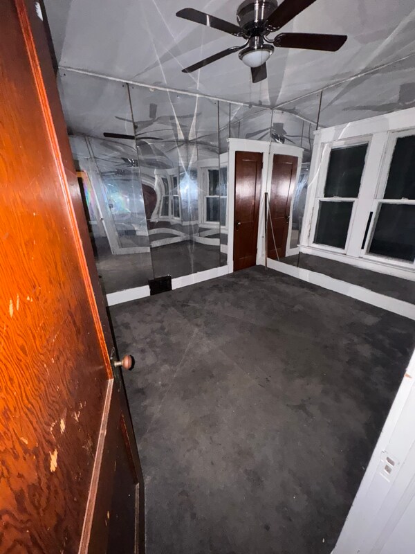 1872 Lampson Rd Cleveland, OH 44112 – photo 4