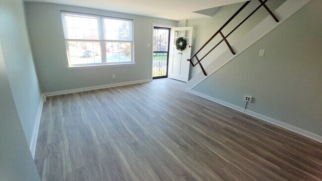 Lots of natural light - 272 S Spring Garden St