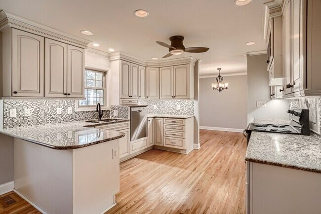 Building Photo - 2532 Tattersall Dr, Charlotte, NC, 28210