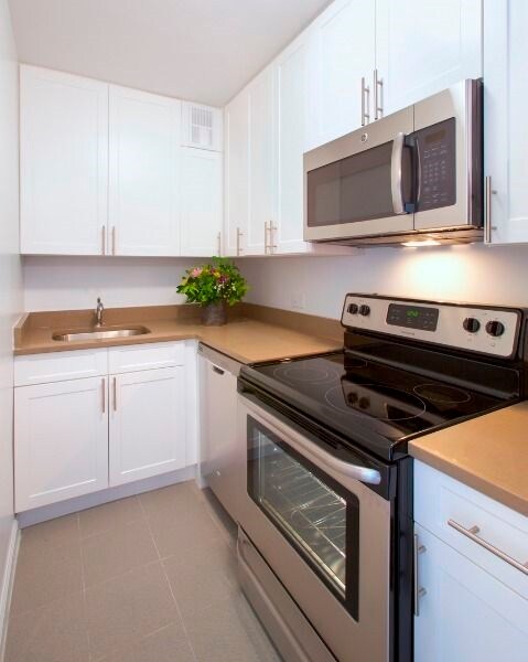 Foto principal - 97-35 Corona Ave