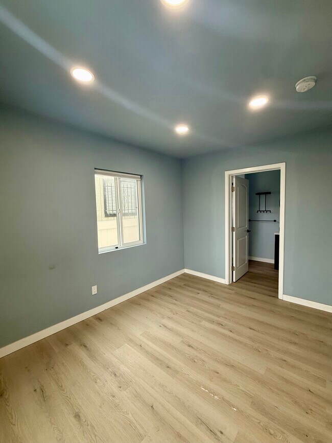 Foto del edificio - 6006 S Wilton Pl