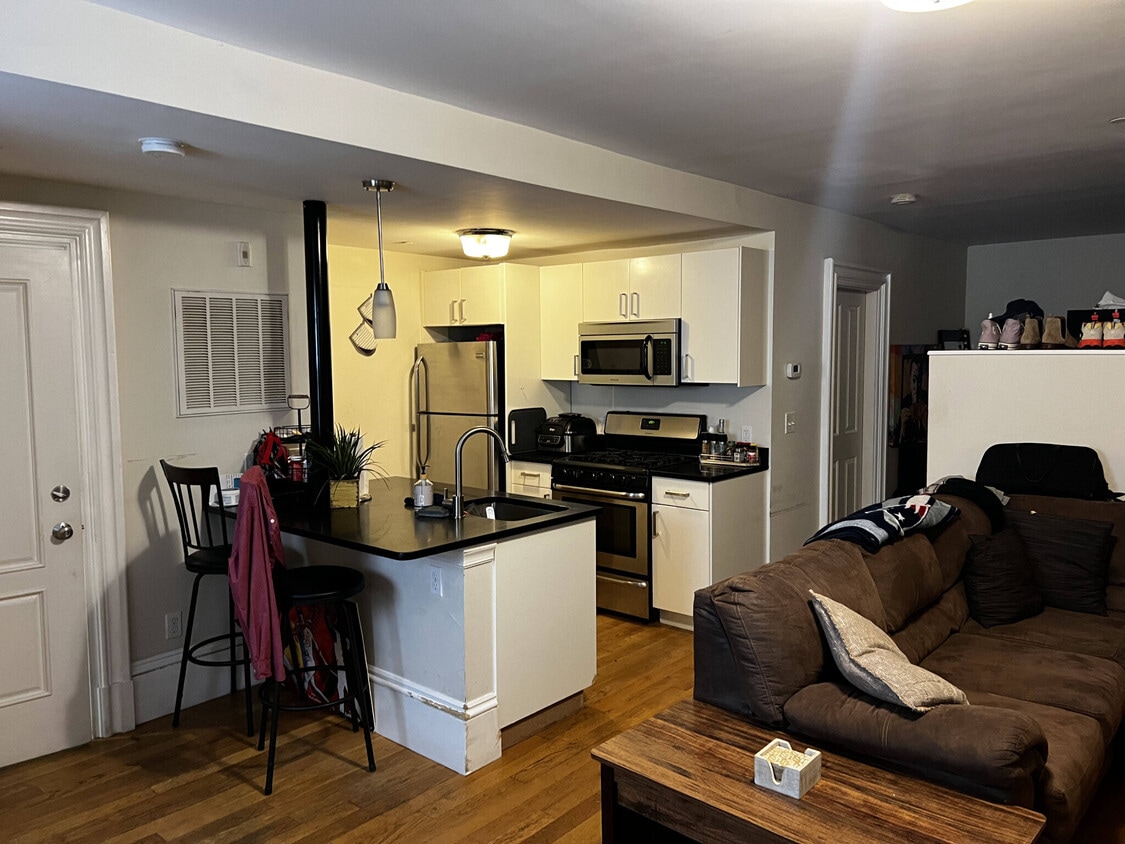 Building Photo - 691 Massachusetts Ave