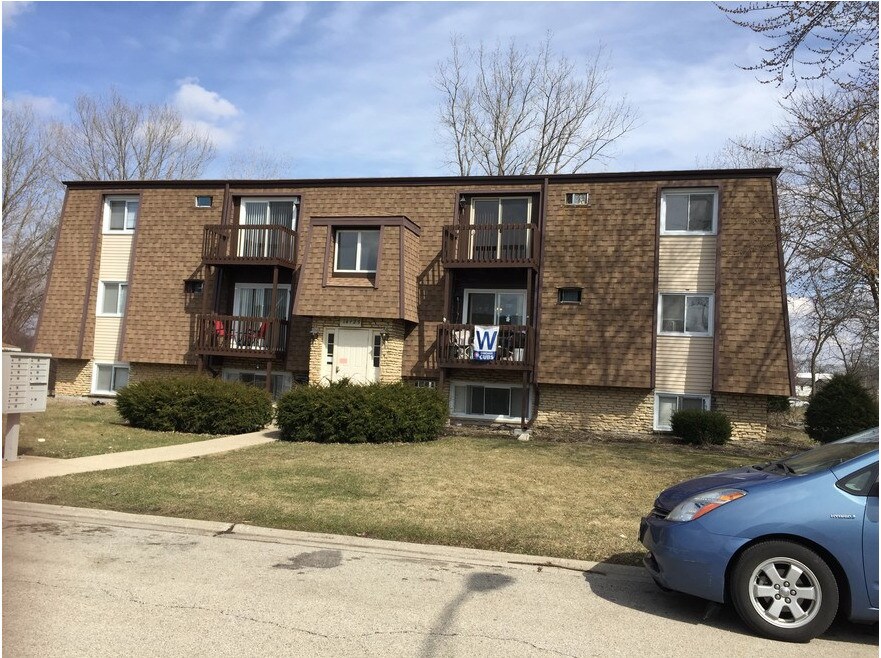 14725 S Penn Rd Unit 9, Plainfield, IL 60544 Apartments Plainfield
