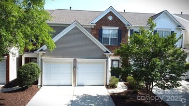 Building Photo - 9007 Bishop Crest Ln
