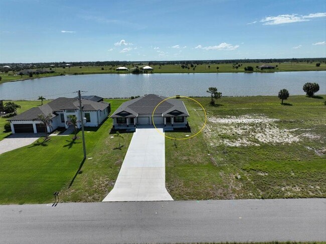Foto del edificio - 44 Yellowhammer Dr