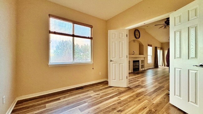 Building Photo - Welcome to this Beautiful 3 Bed 2 Bath 2 Garage Home with Big Backyard in Brighton East Farms!