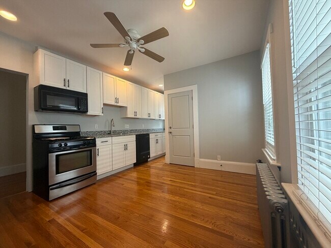 Foto del edificio - 53 Winthrop Shore Dr