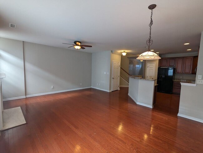 Building Photo - Lake Norman Cove at Jetton Townhome with 2...