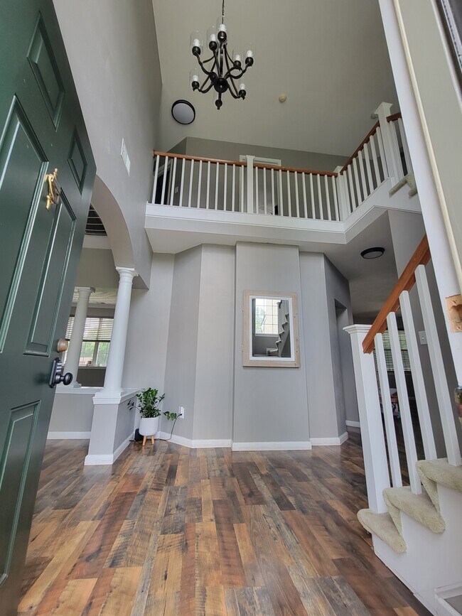 Vestíbulo - 2257 Averill Dr