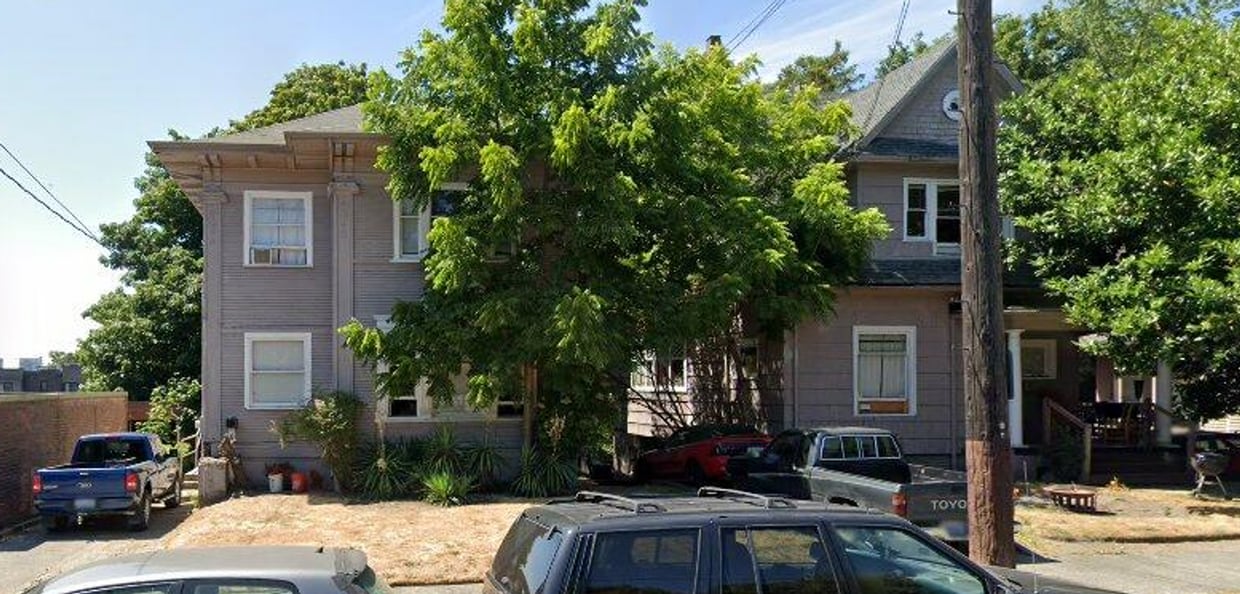 Foto del edificio - Capitola Tri-Plex