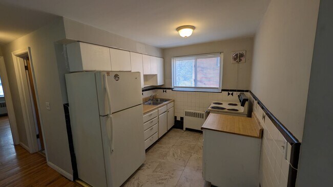 Foto del edificio - 5855 Monfort Hills Ave