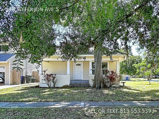 Foto del edificio - 313 Jefferson Ave
