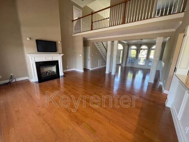 Foto del edificio - 1917 Willow View Ln