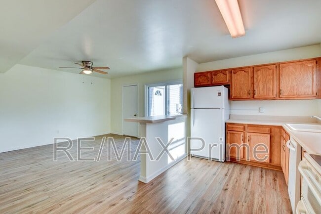 Foto del edificio - 2259 Sedgewick Dr