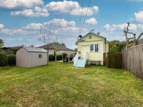 Building Photo - 4124 Avenue M 1/2