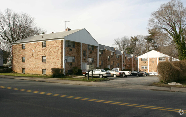 Building Photo - Ardmore Court of Lansdowne