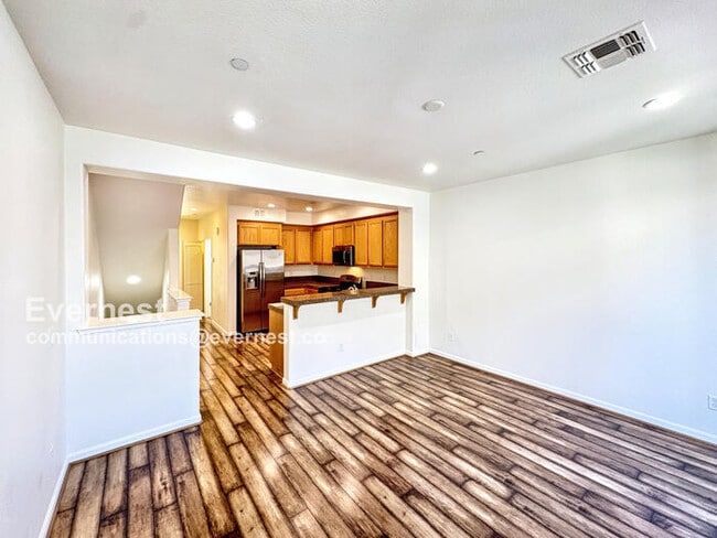 Building Photo - 69 Ede Ln