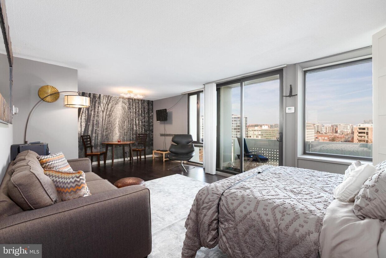 Foto principal - 430 M St SW